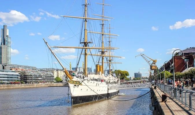 Visit the Fragata Buque Museum